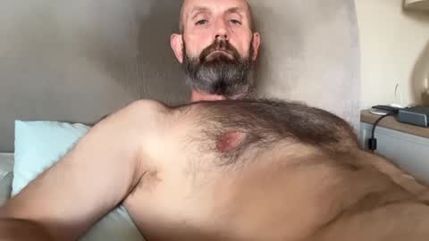 Snapshot of izzysboytoy1 chatting on 06-25-26, 06:23 izzysboytoy1 online show from 06-25-26, 06:23