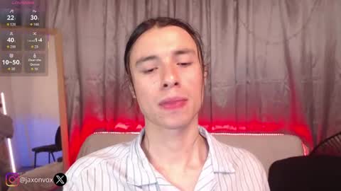 Snapshot of j_a_x_x_x_o_n chatting on 07-19-26, 11:25 Hey im Jaxxxon check my info online show from 07-19-26, 11:25