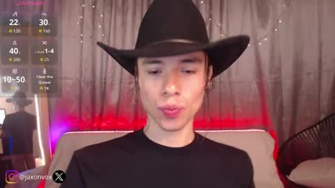 Snapshot of j_a_x_x_x_o_n chatting on 07-20-26, 12:07 Hey im Jaxxxon check my info online show from 07-20-26, 12:07