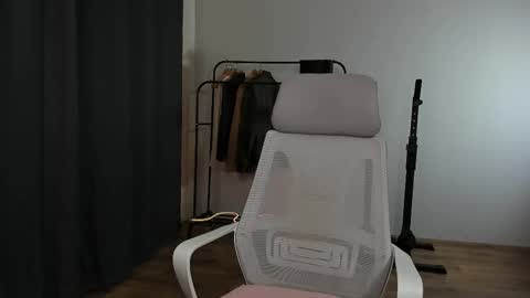 Danny online show from 02-14-25, 08:26