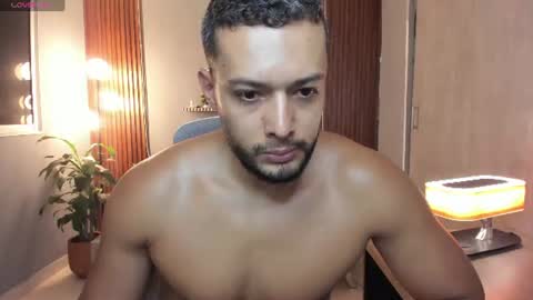 Calix  Independient model Insta and twt Calixsnake online show from 06-22-26, 11:46