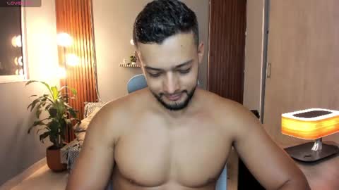 Calix  Independient model Insta and twt Calixsnake online show from 07-22-26, 10:01