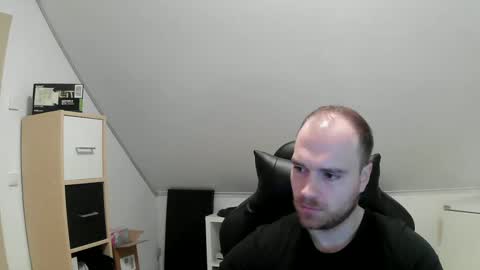 here4y online show from 12-11-24, 08:36