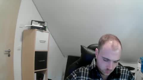 here4y online show from 01-11-25, 01:01