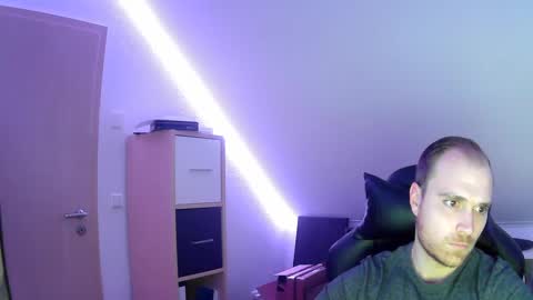 here4y online show from 02-02-25, 06:31