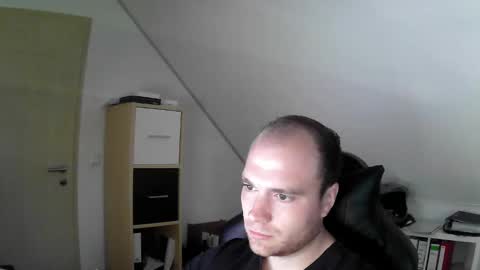 here4y online show from 09-19-25, 08:05