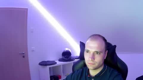 here4y online show from 03-24-26, 06:24