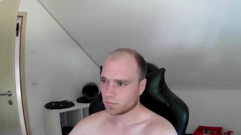 here4y online show from 05-29-26, 10:46