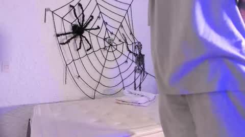 Snapshot of j_martony chatting on 10-16-25, 11:55 j_martony online show from 10-16-25, 11:55