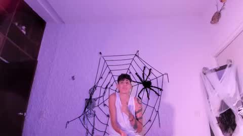 Snapshot of j_martony chatting on 10-17-25, 12:30 j_martony online show from 10-17-25, 12:30