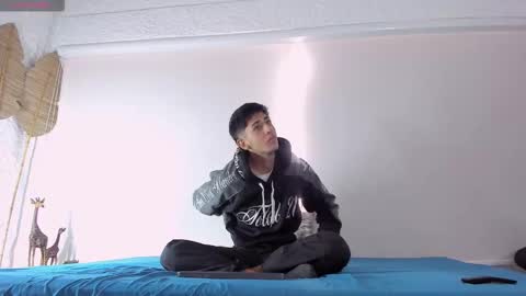 Snapshot of j_martony chatting on 12-15-25, 01:04 j_martony online show from 12-15-25, 01:04