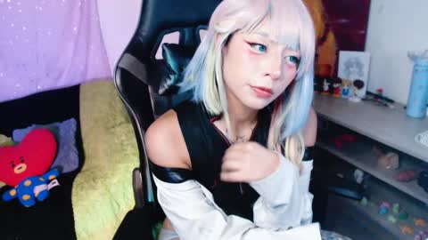 jade 18  online show from 02-28-26, 02:01