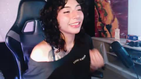 jade 18  online show from 07-16-26, 01:33