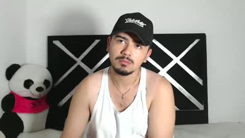 Snapshot of jack03xx_ chatting on 11-17-25, 09:31 Jack online show from 11-17-25, 09:31