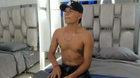 Jack Bluhe online show from 06-24-26, 03:49