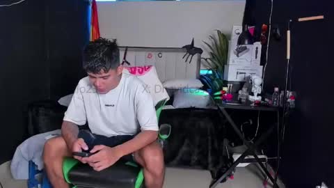Snapshot of jack_castell chatting on 05-22-26, 11:10 JACK CASTELL online show from 05-22-26, 11:10