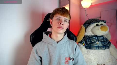 Snapshot of jack_frosst_ chatting on 06-05-26, 12:33 JACK online show from 06-05-26, 12:33