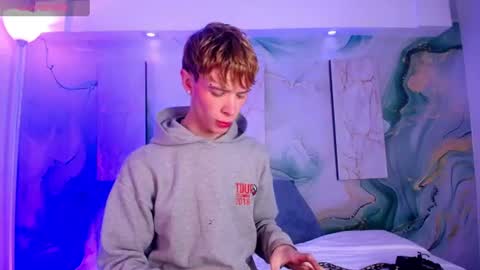 Snapshot of jack_frosst_ chatting on 06-10-26, 12:26 JACK online show from 06-10-26, 12:26