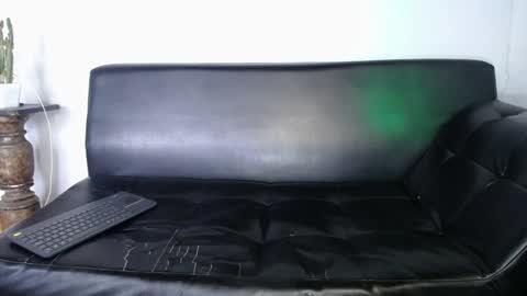 INDEPENDENT MODEL online show from 01-03-25, 05:53