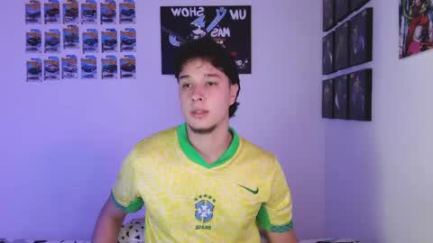 Snapshot of jack_walker190 chatting on 05-04-26, 02:51 J online show from 05-04-26, 02:51