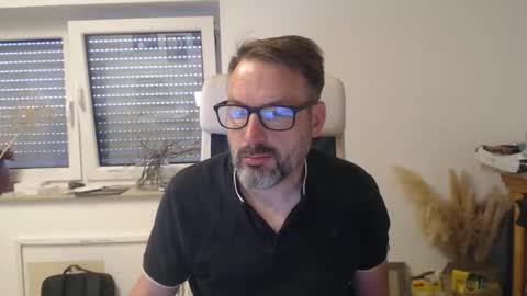 Snapshot of jackbauer9999 chatting on 06-01-26, 06:15 jackbauer9999 online show from 06-01-26, 06:15