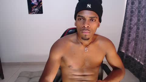 Snapshot of jackboy_22 chatting on 06-19-26, 03:27 Jack online show from 06-19-26, 03:27