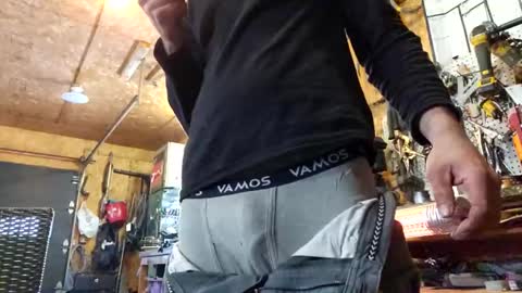 Dess online show from 01-19-25, 01:33