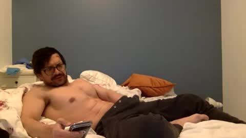 Snapshot of jackcharloe chatting on 12-15-25, 01:21 jackcharloe online show from 12-15-25, 01:21