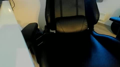 Snapshot of jackdanielzn chatting on 06-09-26, 02:17 jackdaniels6i online show from 06-09-26, 02:17