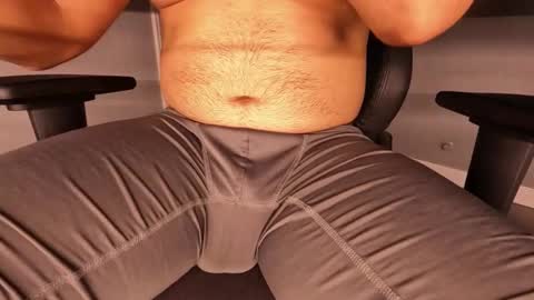 Snapshot of jackenwatch chatting on 10-27-25, 05:55 jackenwatch online show from 10-27-25, 05:55