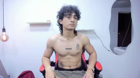 Snapshot of jackestaylor chatting on 09-15-25, 05:40 Jackes Taylor online show from 09-15-25, 05:40