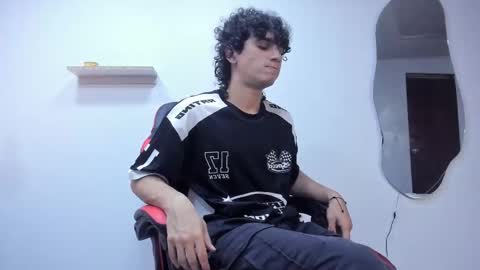 Snapshot of jackestaylor chatting on 09-22-25, 04:47 Jackes Taylor online show from 09-22-25, 04:47