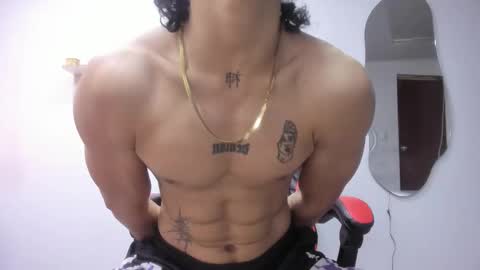 Snapshot of jackestaylor chatting on 10-18-25, 05:10 Jackes Taylor online show from 10-18-25, 05:10