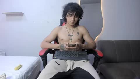 Jackes Taylor online show from 04-14-26, 04:29