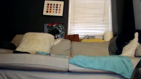 Jackie online show from 10-31-25, 02:18