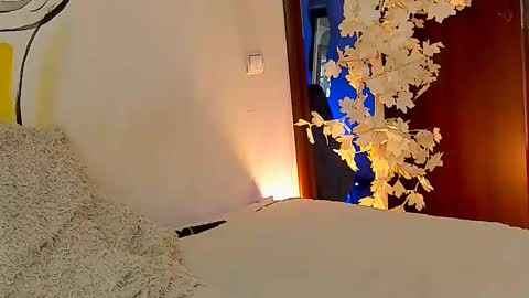 Snapshot of jackiejee_ chatting on 02-16-25, 12:10 Jackie online show from 02-16-25, 12:10