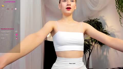 Snapshot of jackp0t__ chatting on 02-23-25, 02:29 Win by life online show from 02-23-25, 02:29