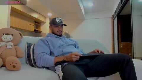 Snapshot of jackson_wayne__ chatting on 09-17-25, 11:28 Jackson Wayne online show from 09-17-25, 11:28