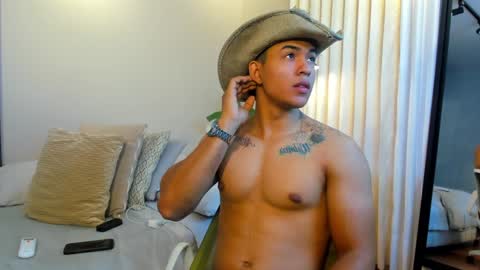 Jackson Bell online show from 12-31-24, 01:08