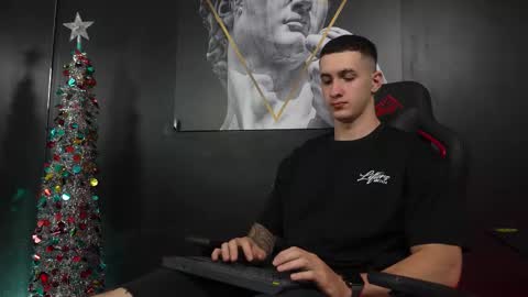 Jackson Olsen online show from 12-17-25, 08:37