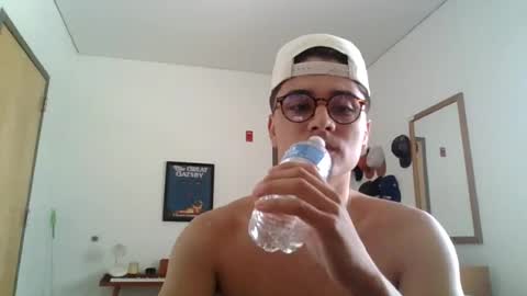 Snapshot of jackstrongof chatting on 06-13-26, 04:38 ImZacharyTyler online show from 06-13-26, 04:38