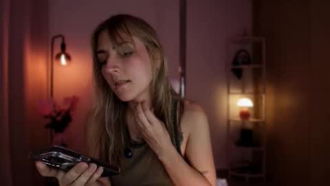 Snapshot of jacky_croft chatting on 02-15-26, 11:56 Linda Sofia help me get to 100 thumbs up online show from 02-15-26, 11:56