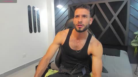 Snapshot of jacob_benelli chatting on 11-11-25, 11:27 Jaco online show from 11-11-25, 11:27