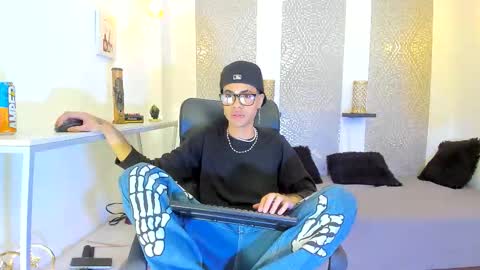 jacob_blackwell online show from 11-25-25, 07:47