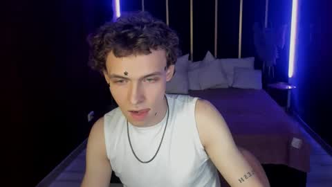 Snapshot of jacob_davidson chatting on 06-01-26, 03:25 Jacob online show from 06-01-26, 03:25