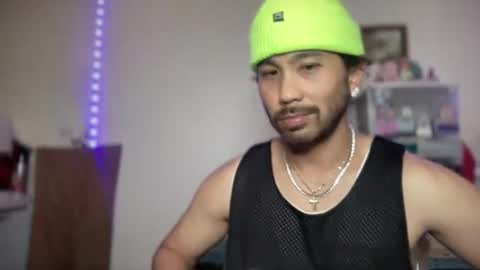 jacob_drizzi online show from 10-22-25, 04:02