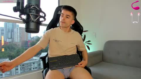 Snapshot of jacob_ferrer chatting on 02-26-26, 06:18 JACOB FERRER online show from 02-26-26, 06:18