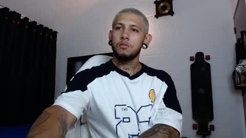 Michael Caicedo online show from 02-03-25, 06:13