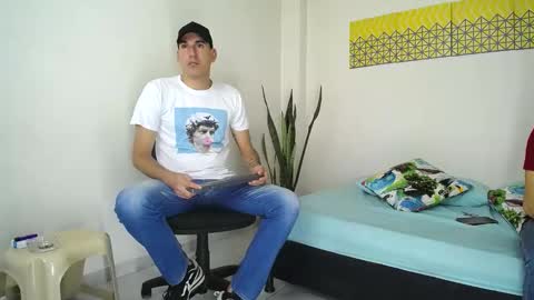 Jacob And Jayden online show from 02-20-25, 07:30