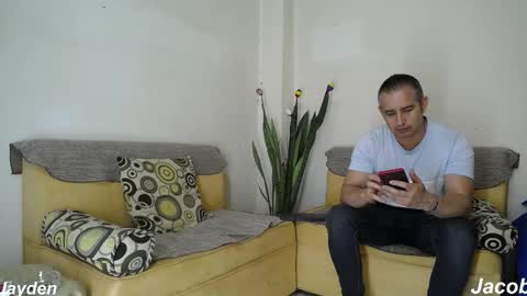 Jacob And Jayden online show from 11-06-25, 09:15